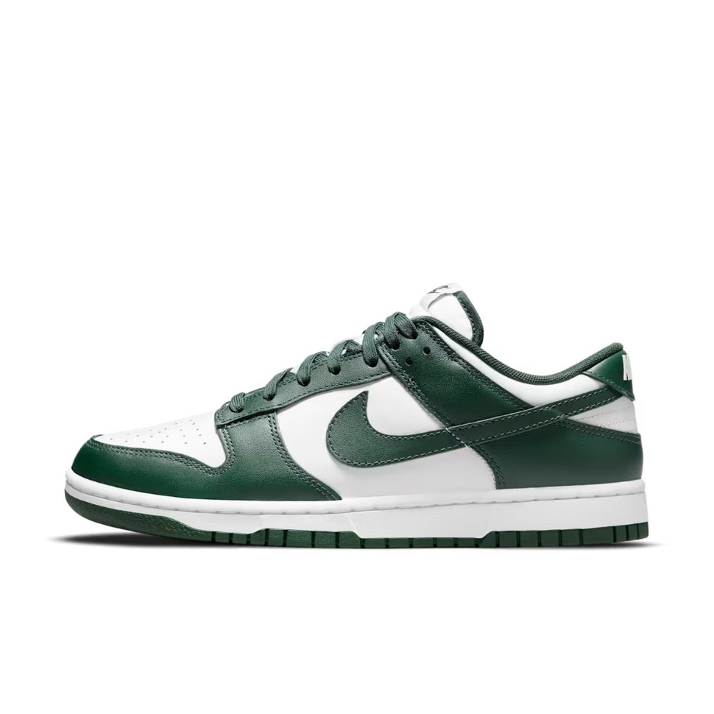 Nike Men’s Dunk Low Varsity Green -  size 12.5 - excellent condition